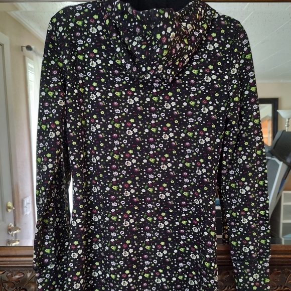 NWT. Tunic length hooded jacket. New with Tags. Size Large. - Picture 7 of 12